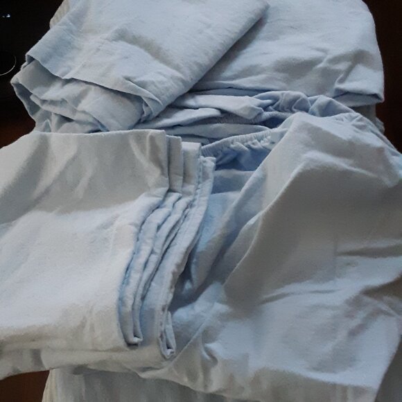 Laura Ashley Light Blue KING Flannel Sheet Set - Picture 4 of 6